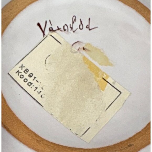 Hand-Painted Ceramic Ashtray With Floral Design & Yellow Trim 4" - Picture 6 of 8